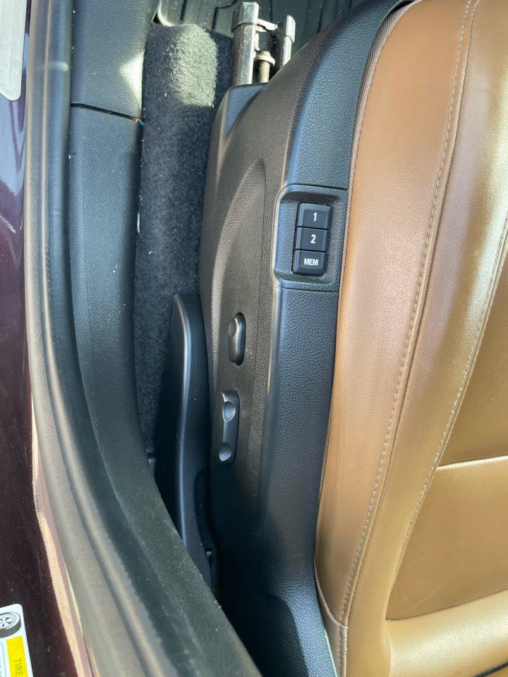 Used 2017 Buick Encore Essence FWD image 36