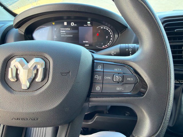 Used 2025 RAM ProMaster 2500 w/ U-Haul Equipment Group FWD image 17