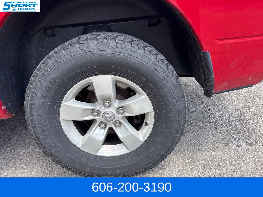 Used 2015 RAM 1500 Express AWD/4WD image 10