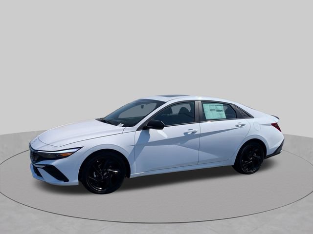 New 2026 Hyundai Elantra SEL Sport FWD image 4
