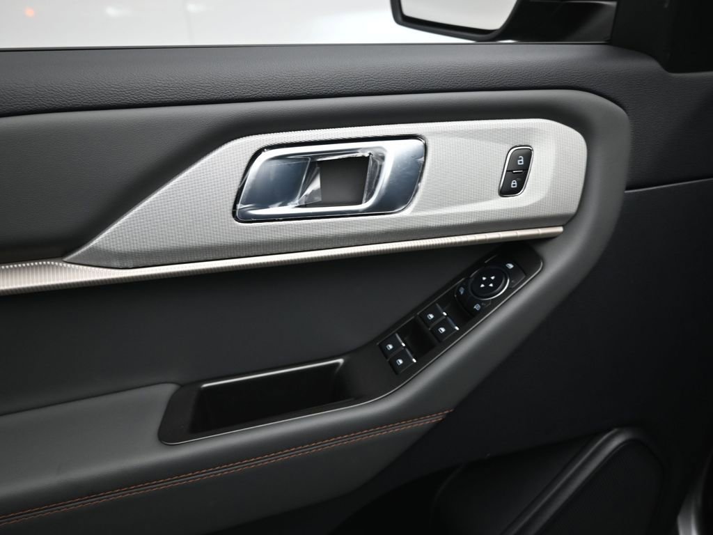 New 2026 Ford Explorer Active image 9