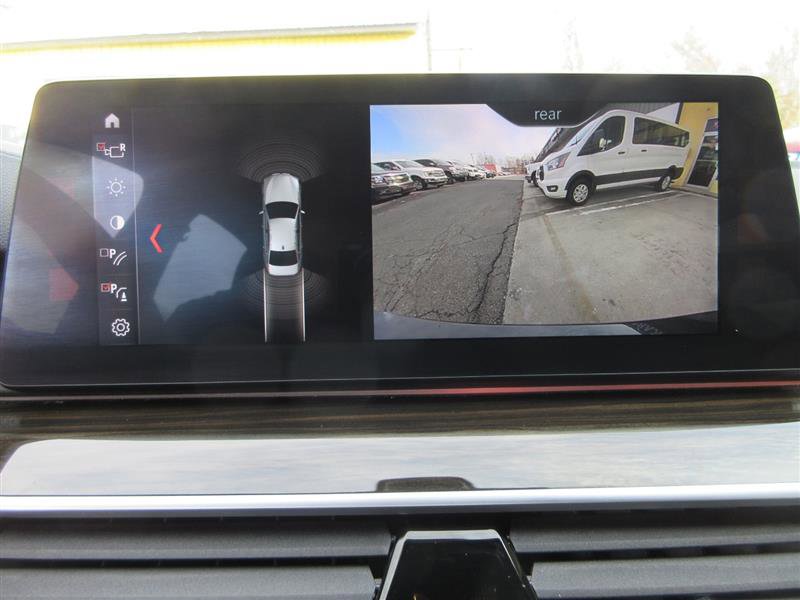 Used 2018 BMW 540i xDrive image 19