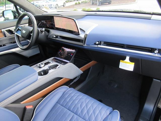 New 2026 Cadillac Vistiq Premium Luxury image 11