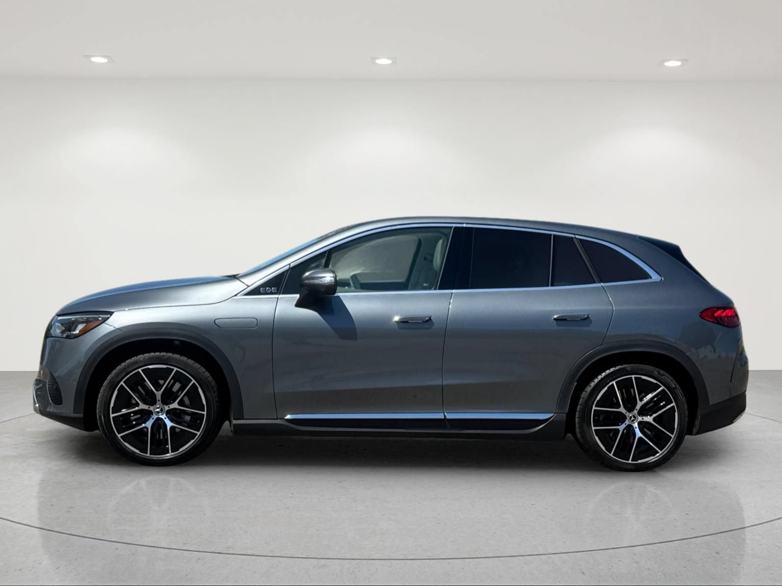 Certified 2023 Mercedes-Benz EQE 350+ 4MATIC SUV image 3