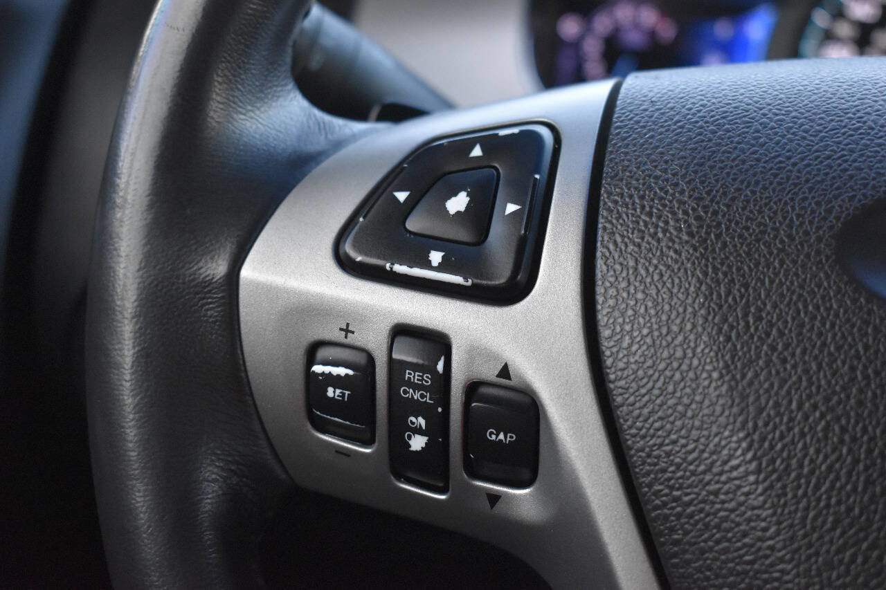 Used 2013 Ford Taurus SHO image 20