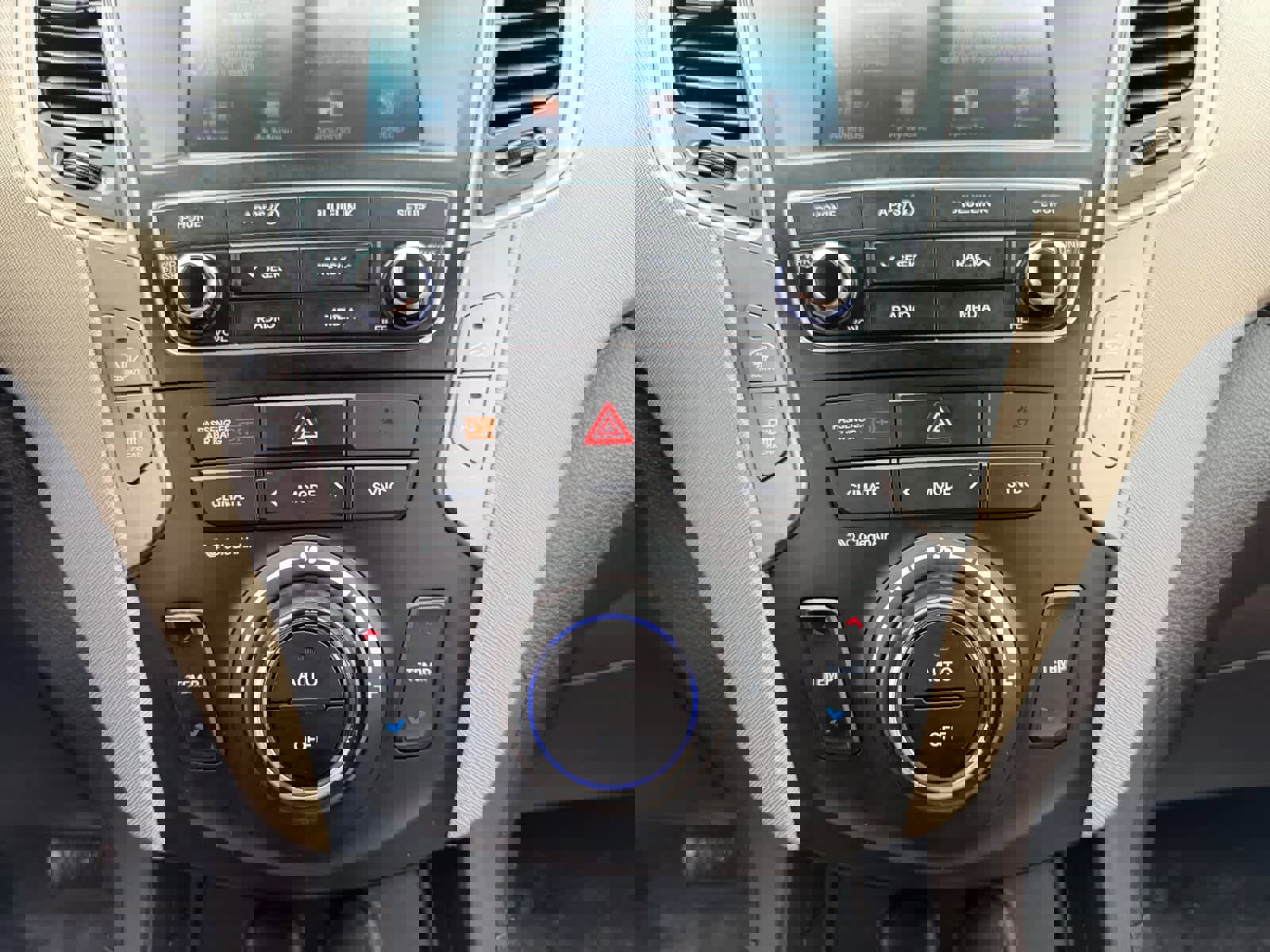 Used 2017 Hyundai Santa Fe Sport image 16