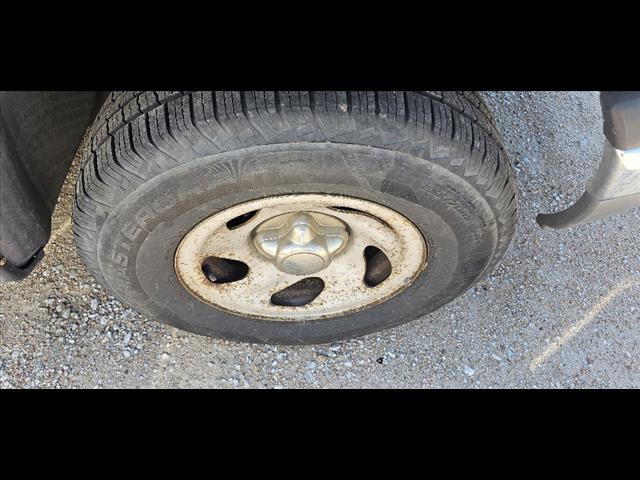 Used 2000 Ford F150 XL image 7