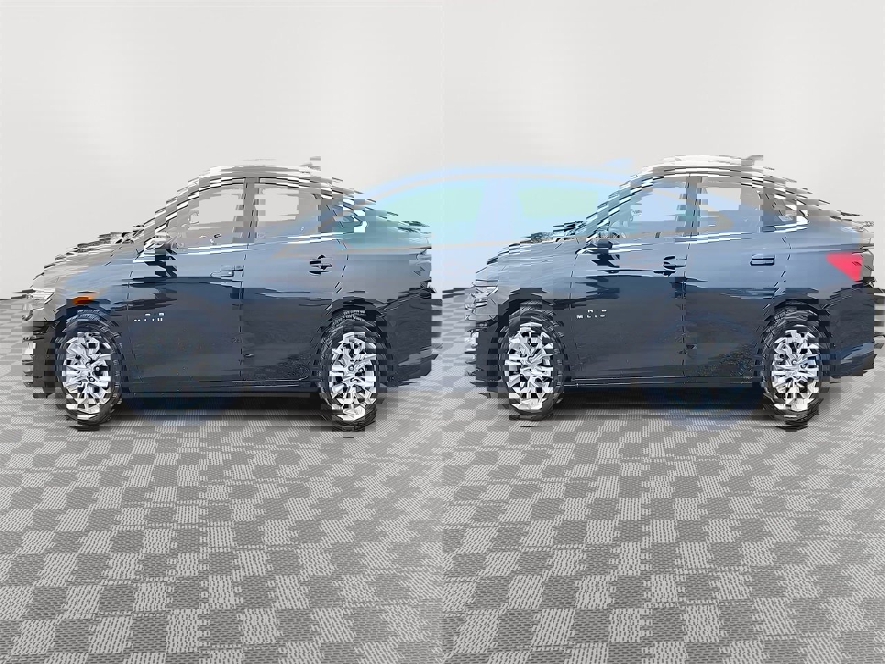 Used 2025 Chevrolet Malibu LT image 8