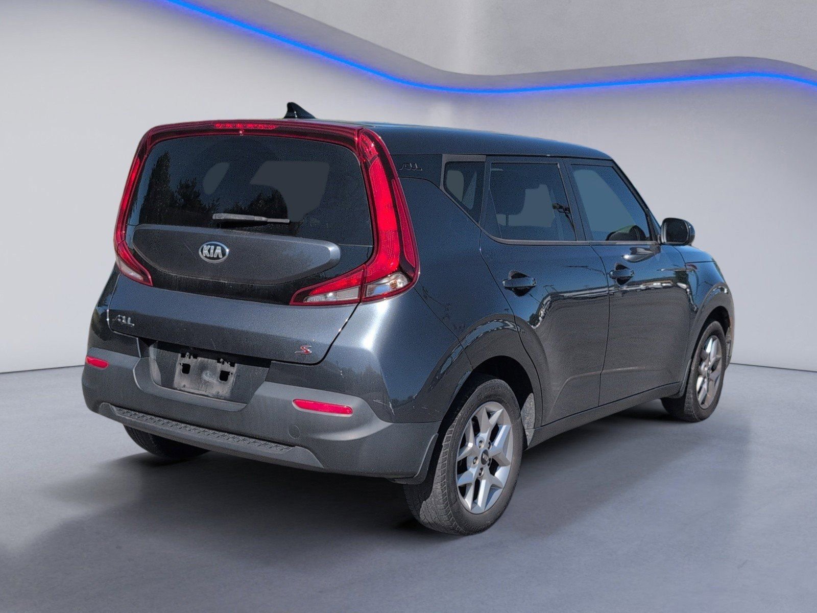 Used 2020 Kia Soul S FWD image 3