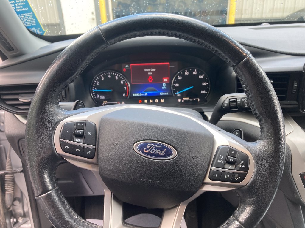 Used 2020 Ford Explorer XLT w/ Comfort Package AWD/4WD image 18