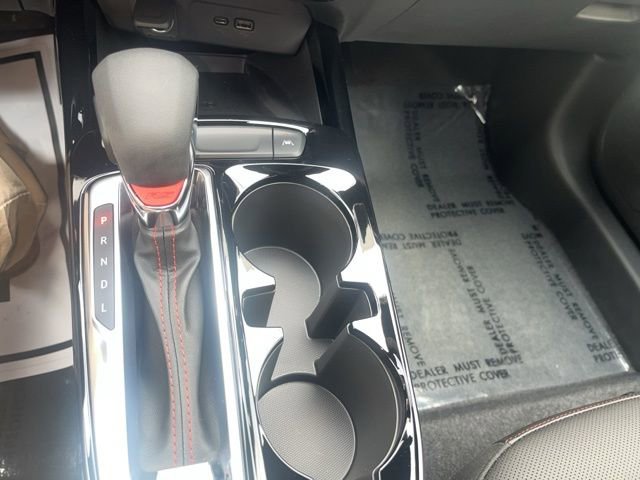 New 2025 Chevrolet Trax RS w/ Sunroof Package image 27