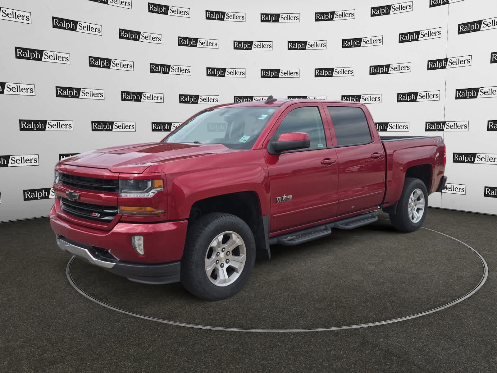 Used 2018 Chevrolet Silverado 1500 LT w/ Texas Edition AWD/4WD image 2