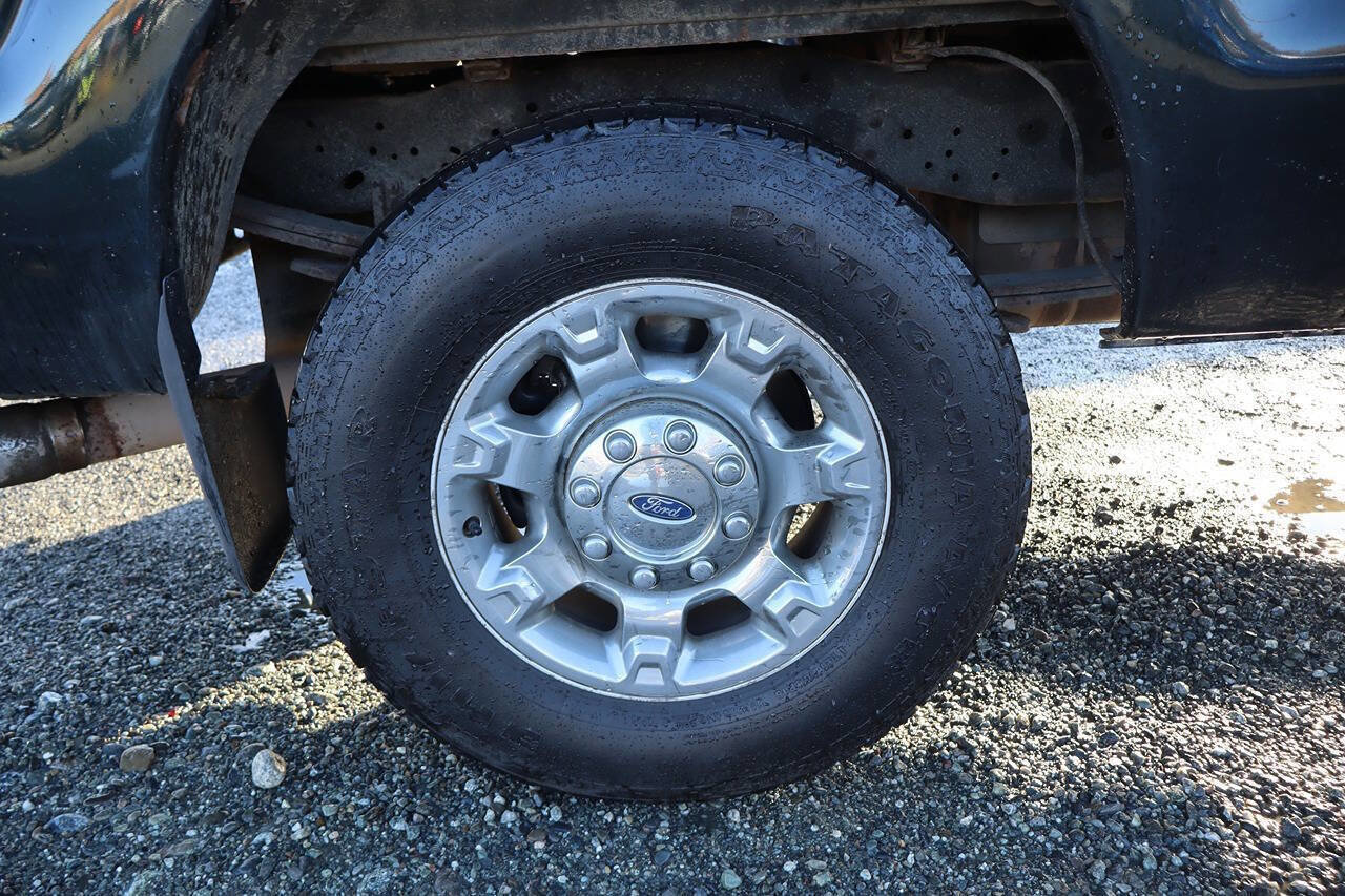 Used 2015 Ford F250 XLT w/ XLT Premium Package image 24