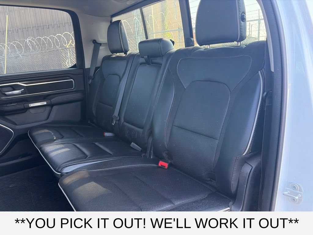 Used 2022 RAM 1500 Laramie AWD/4WD image 9