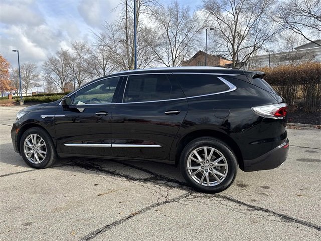Used 2023 Buick Enclave Premium w/ Experience Buick Package image 3