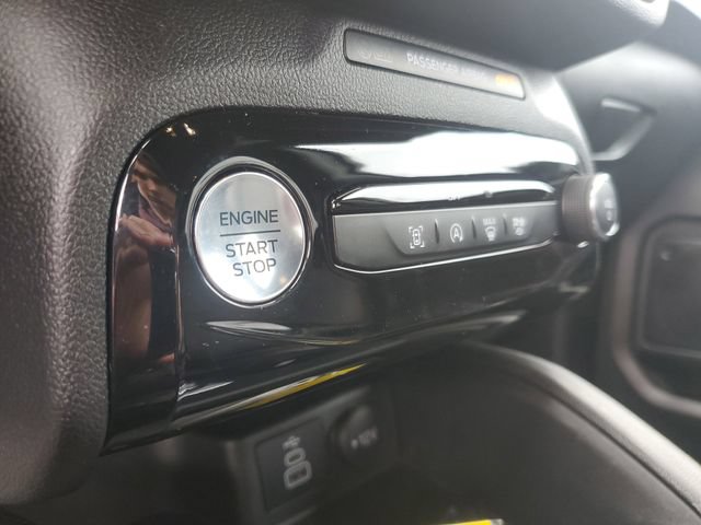Certified 2024 Ford Escape ST-Line w/ Tech Pack #1 AWD/4WD image 24