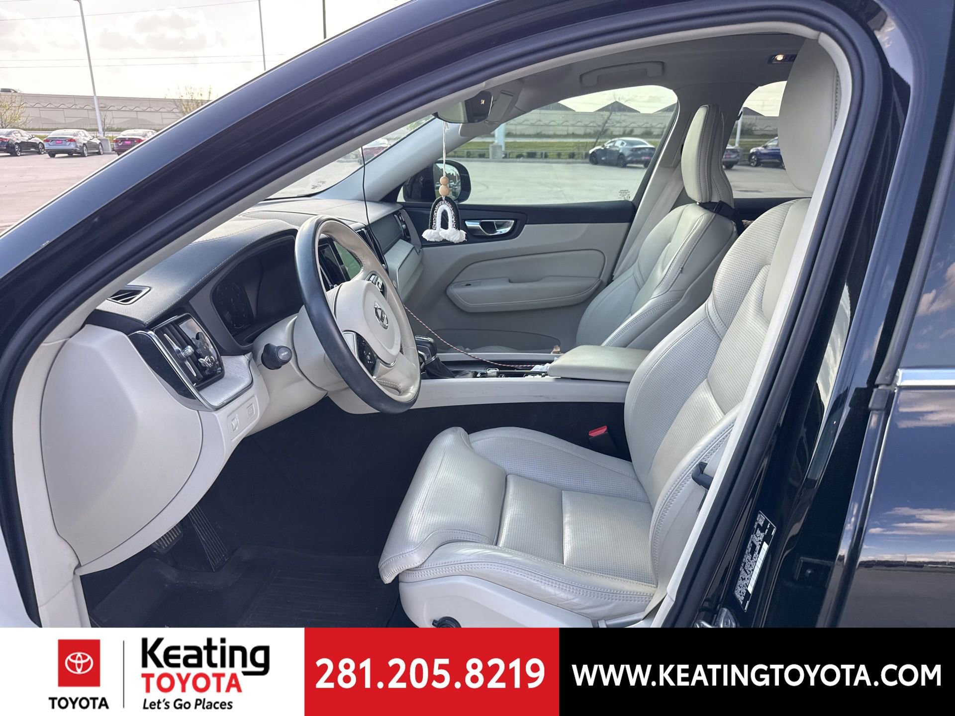 Used 2021 Volvo XC60 T5 Inscription w/ Protection Package Premier image 16