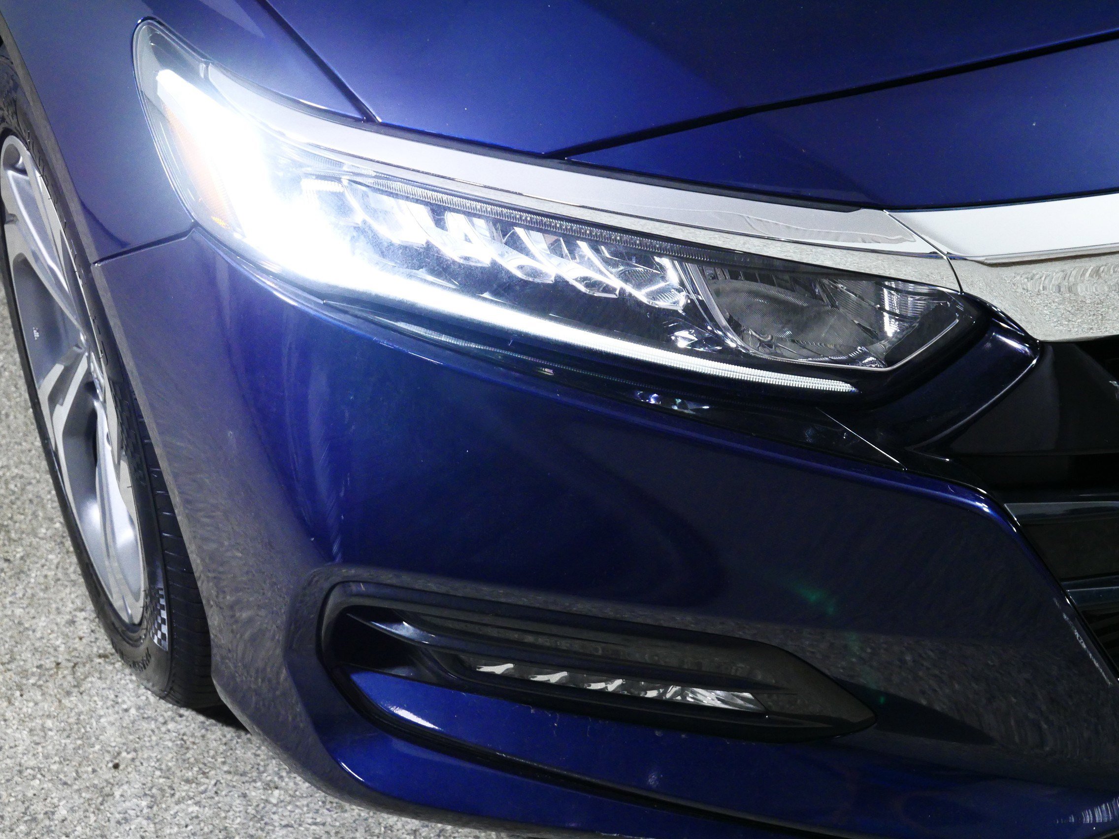 Used 2020 Honda Accord EX image 16