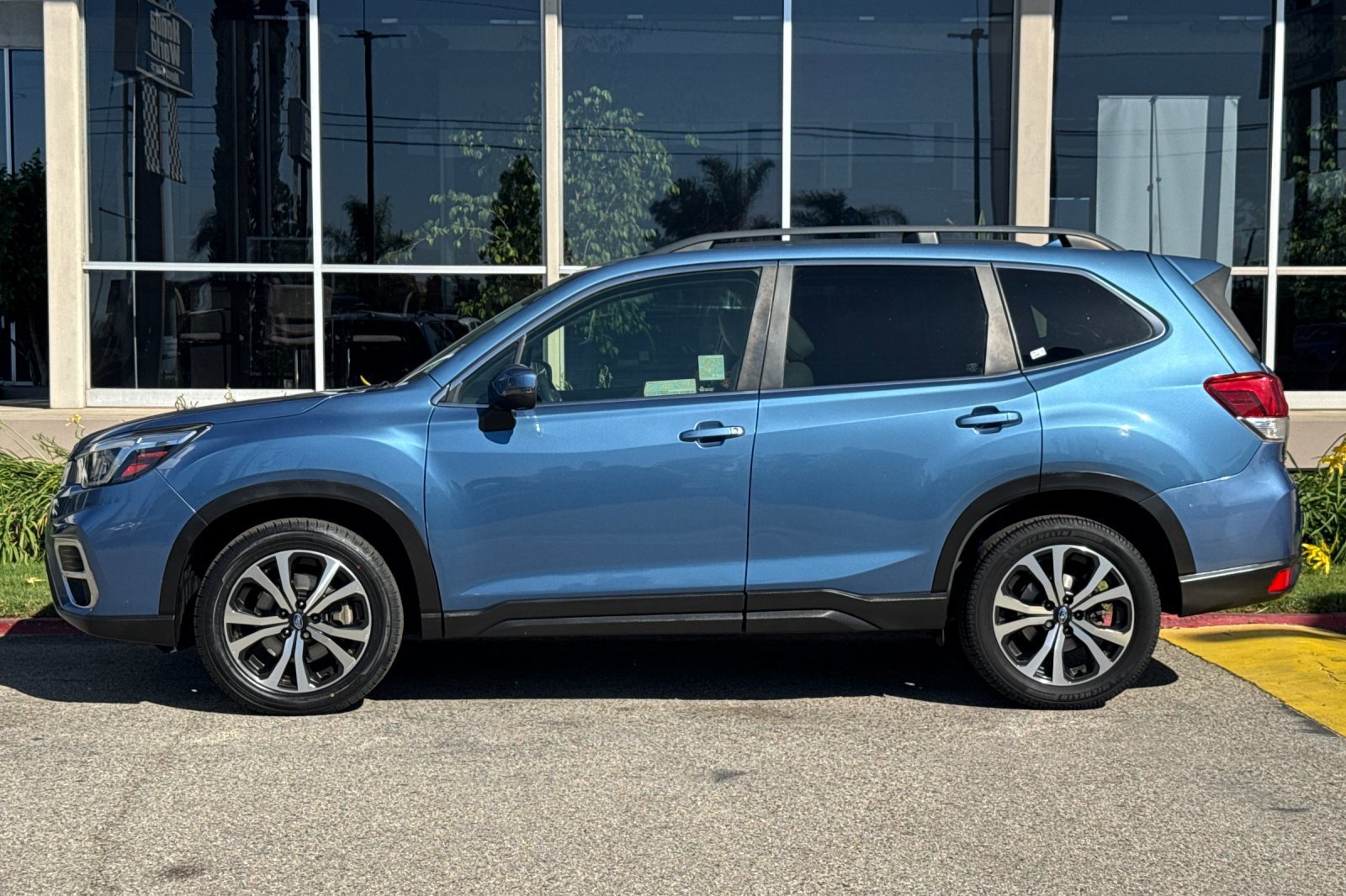 Used 2020 Subaru Forester Limited w/ Popular Package #3 AWD/4WD image 7
