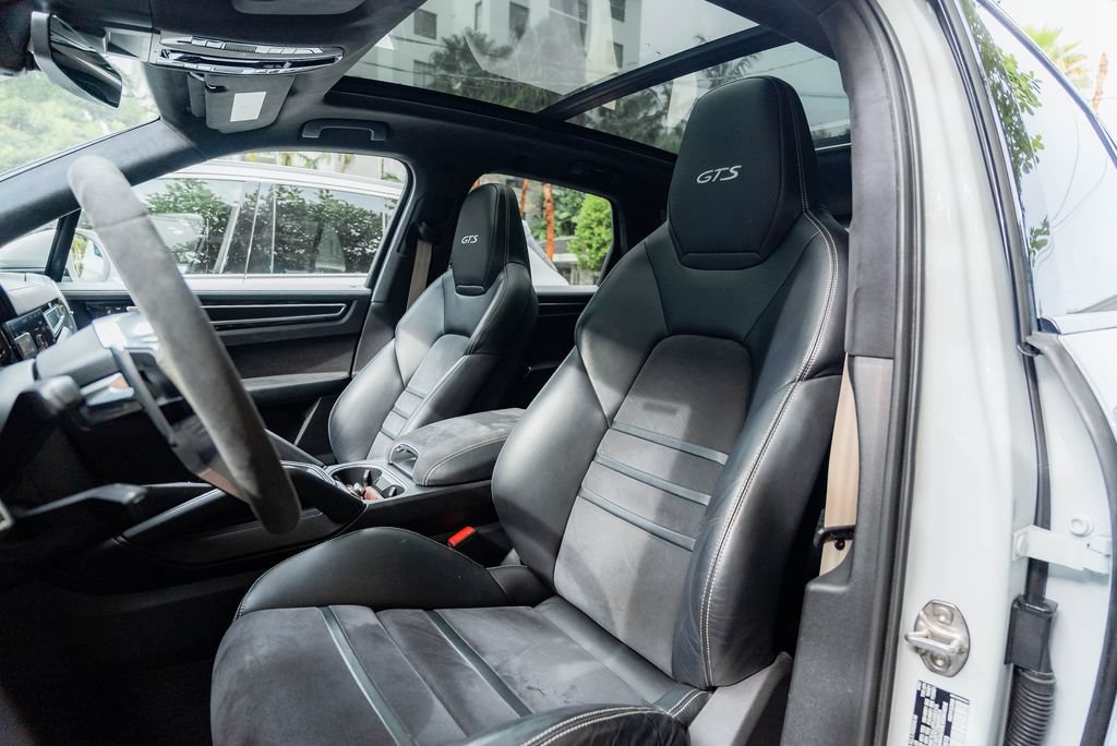 Used 2021 Porsche Cayenne GTS AWD/4WD image 51