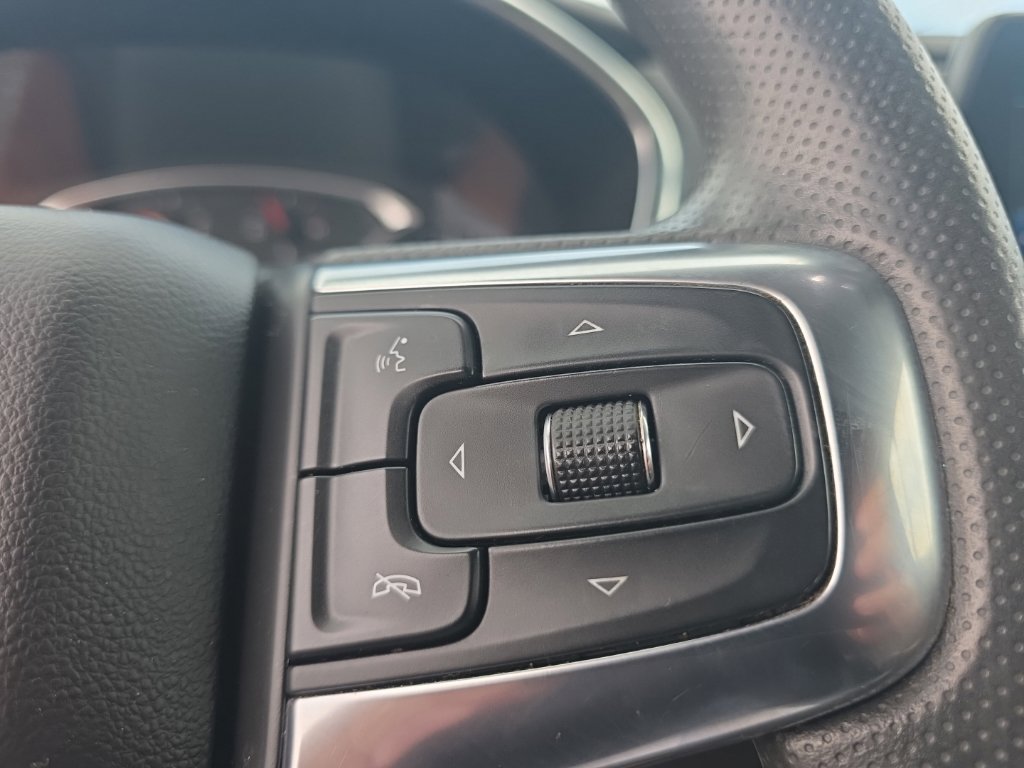 Used 2021 Chevrolet Blazer LT w/ Midnight/Sport Edition FWD image 18