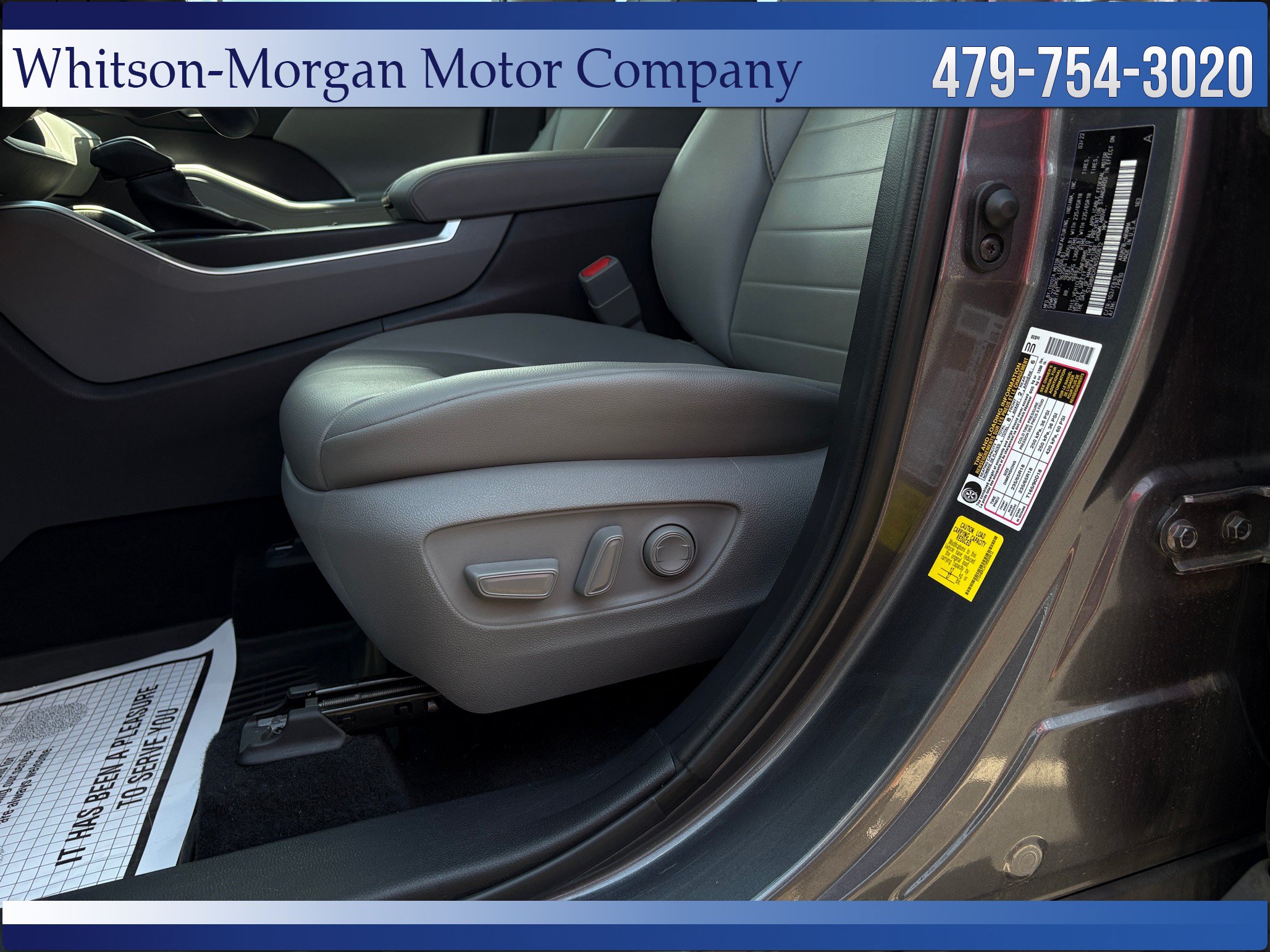 Used 2022 Toyota Highlander XLE AWD/4WD image 17