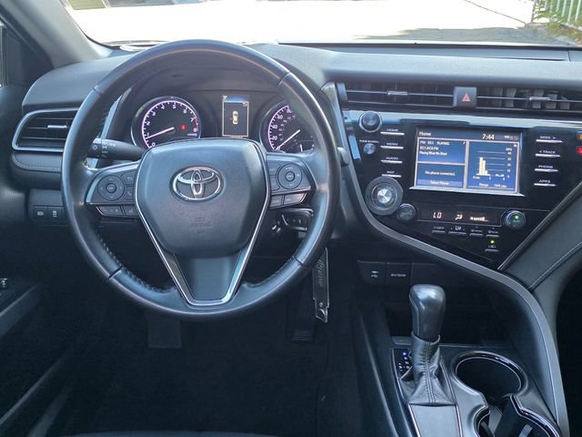 Used 2019 Toyota Camry SE w/ Carpet Mat Package FWD image 15
