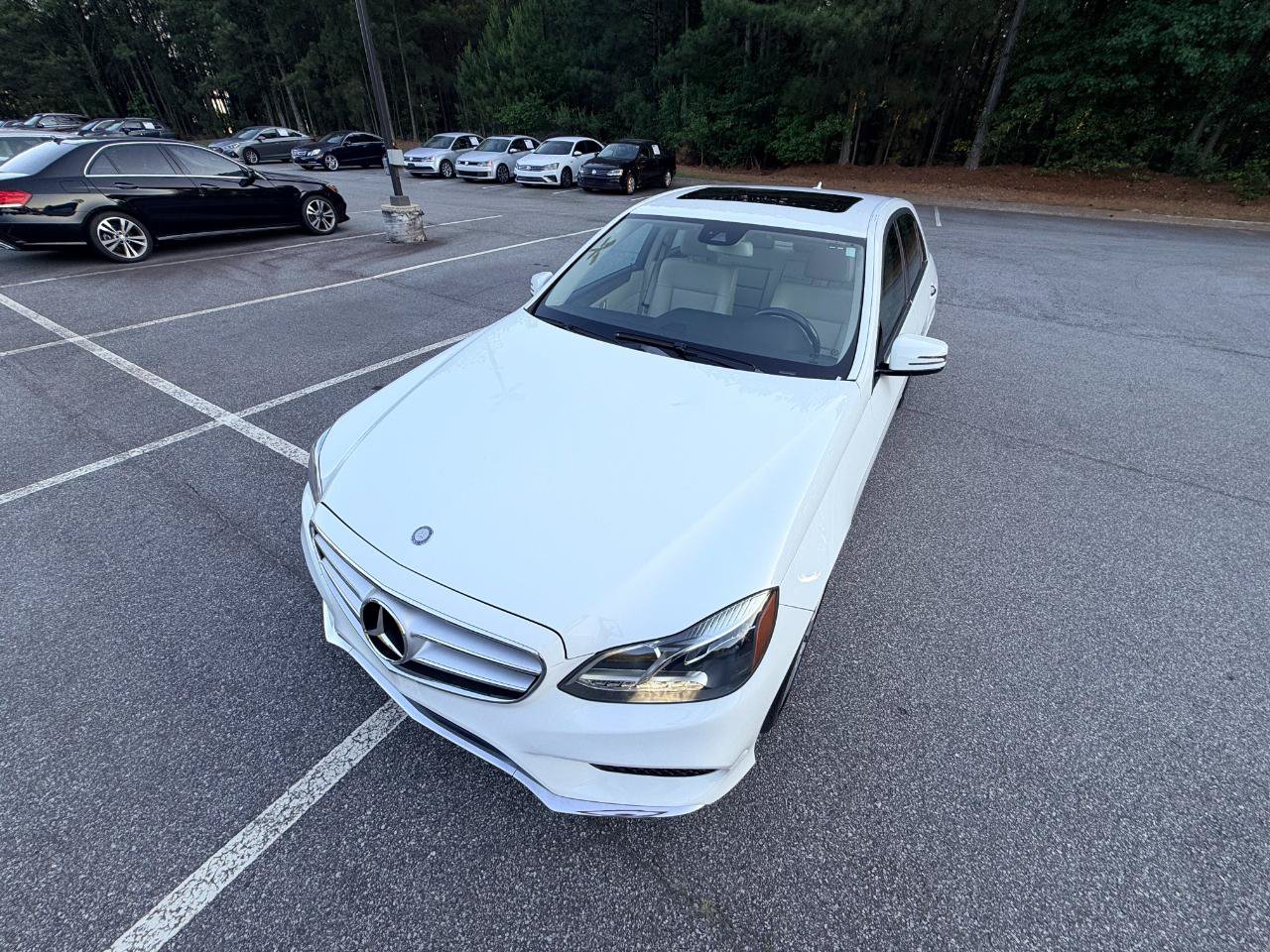Used 2014 Mercedes-Benz E 350 Sedan image 30
