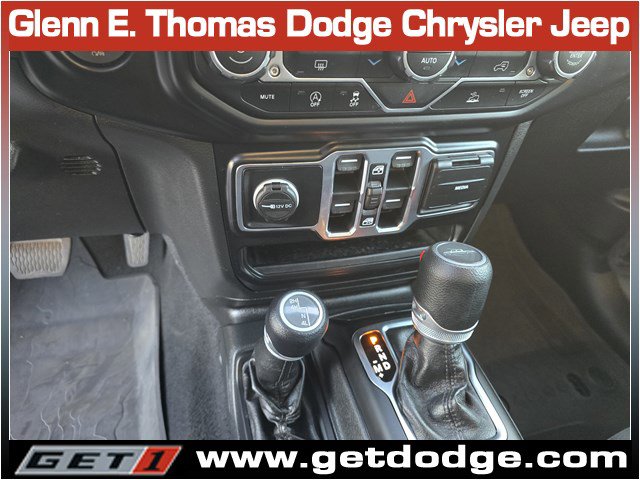 Certified 2022 Jeep Gladiator Willys image 17