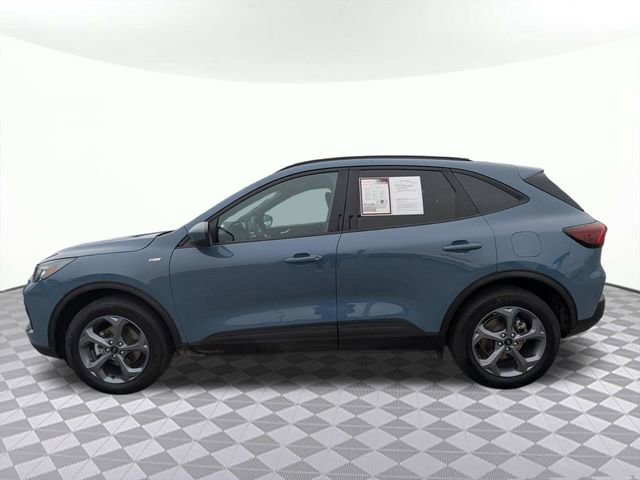 Used 2025 Ford Escape ST-Line Select AWD/4WD image 6