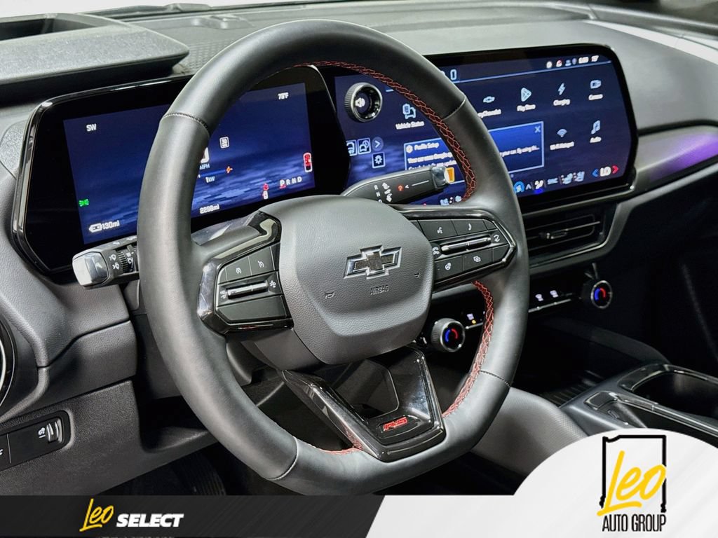 Used 2026 Chevrolet Equinox EV RS w/ Convenience Package II FWD image 14