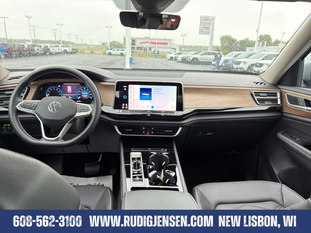 Used 2026 Volkswagen Atlas SE AWD/4WD image 12
