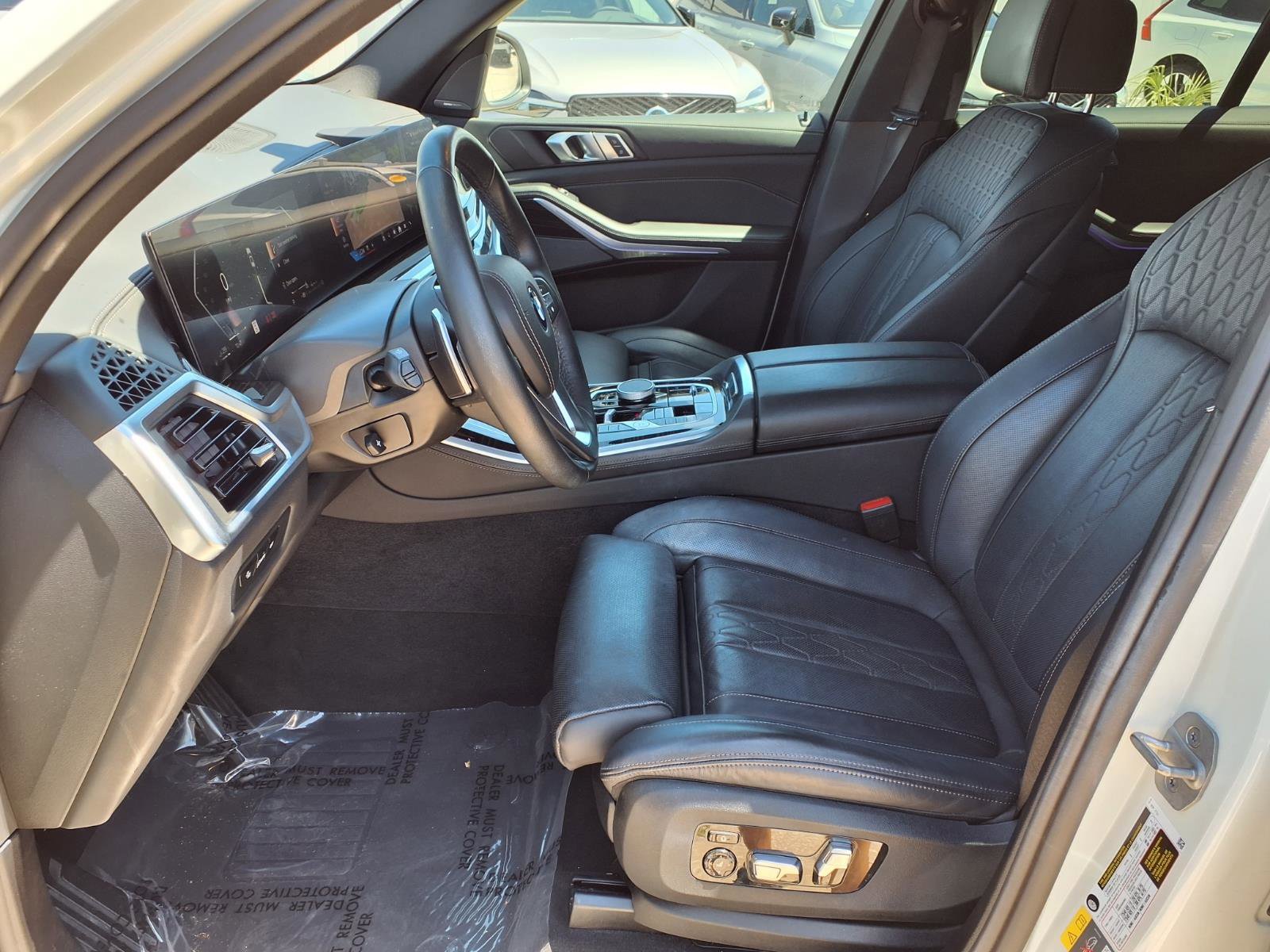 Used 2025 BMW X5 xDrive50e AWD/4WD image 22