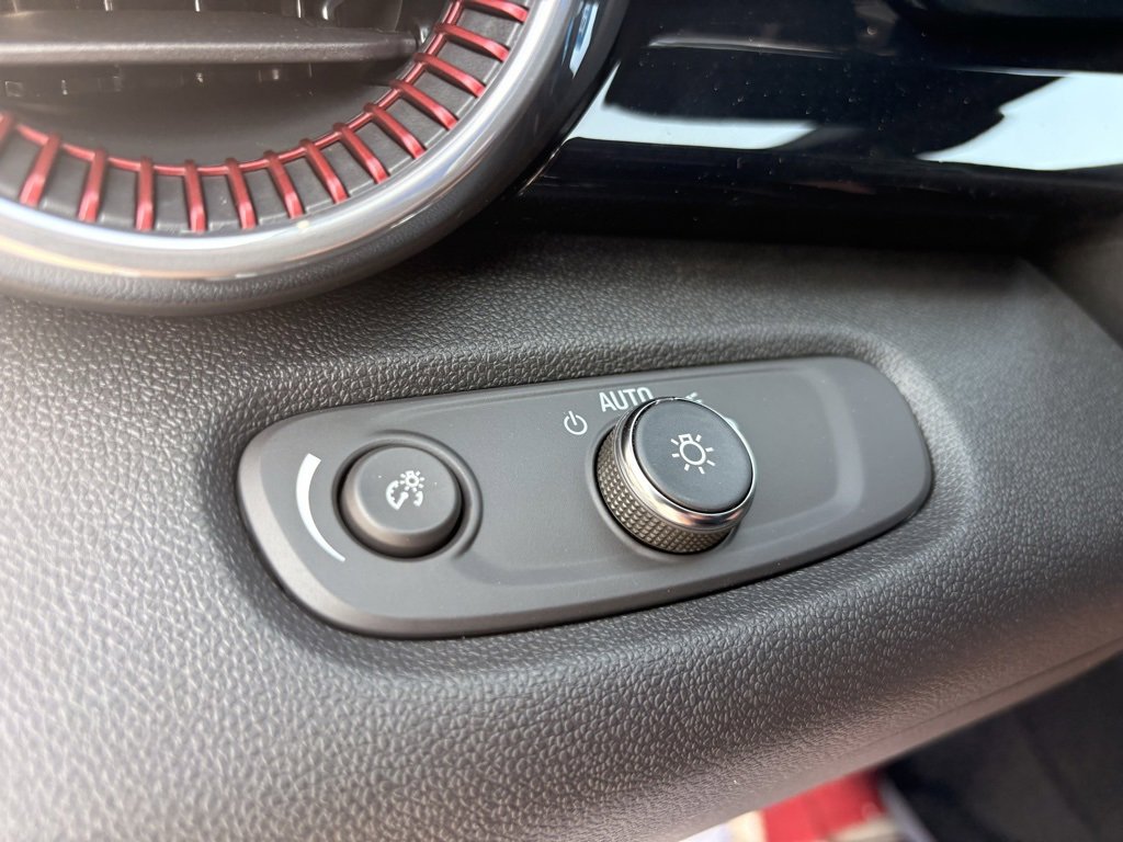 New 2026 Chevrolet Trax RS image 17