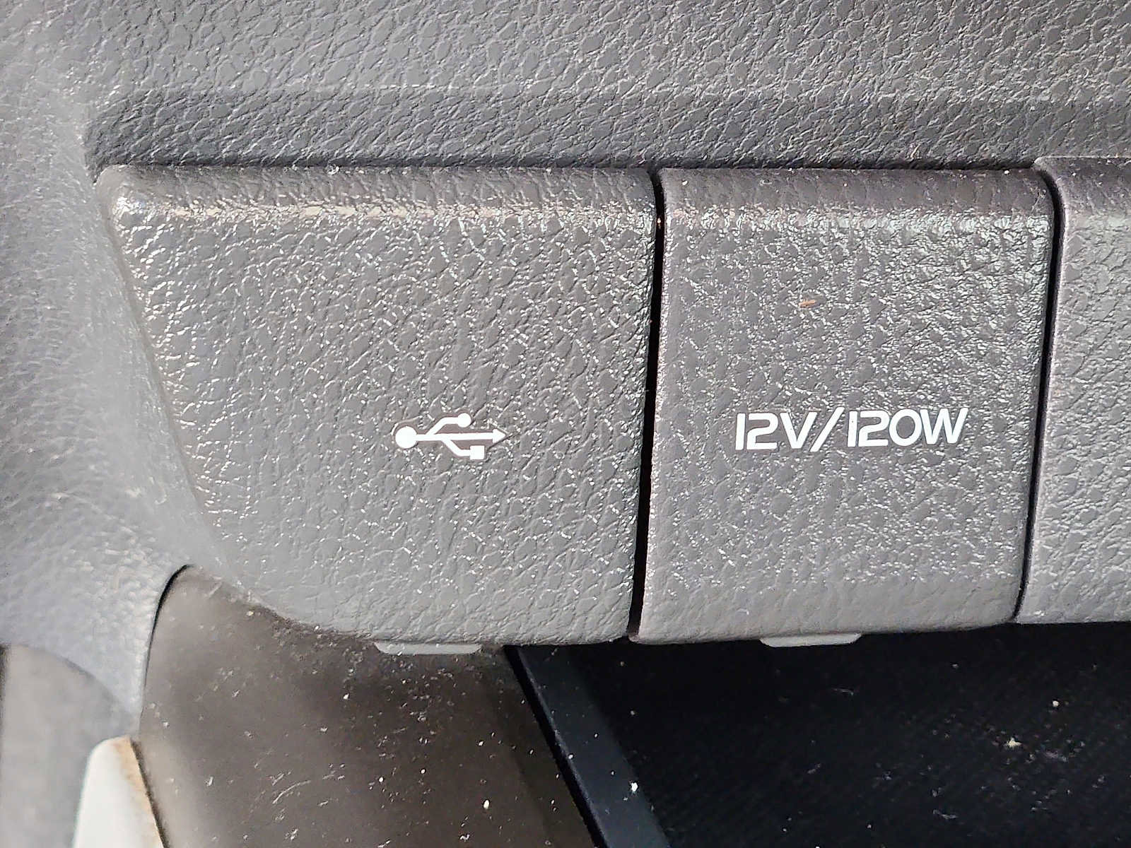 Used 2021 Toyota Camry SE image 22