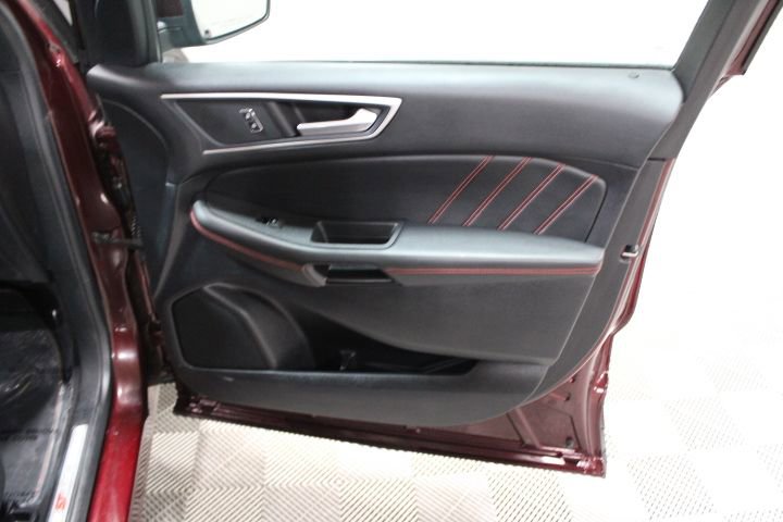 Used 2021 Ford Edge ST-Line image 22