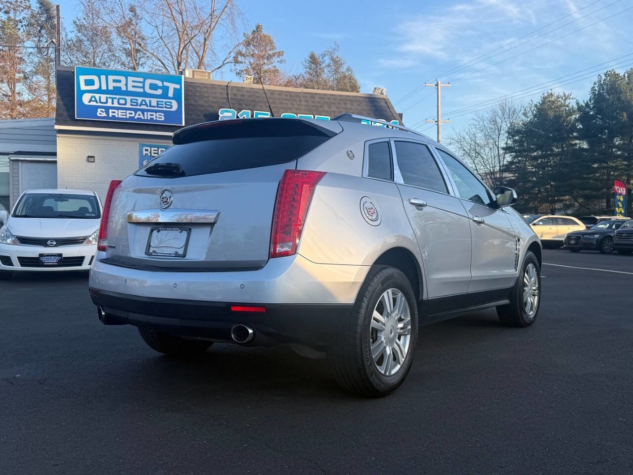 Used 2011 Cadillac SRX Luxury image 7