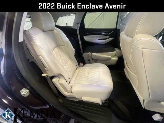 Used 2022 Buick Enclave Avenir w/ Avenir Technology Package image 29