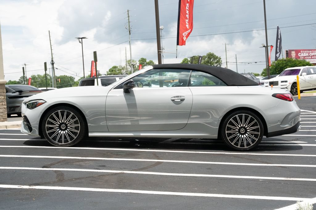 Used 2024 Mercedes-Benz CLE 450 4MATIC Cabriolet w/ Driver Assistance Package image 21