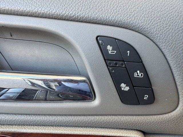 Used 2012 Chevrolet Tahoe LT w/ Luxury Package AWD/4WD image 16