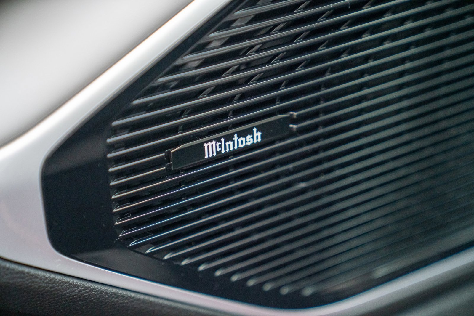 Used 2022 Jeep Wagoneer Series III w/ Premium Group I image 11