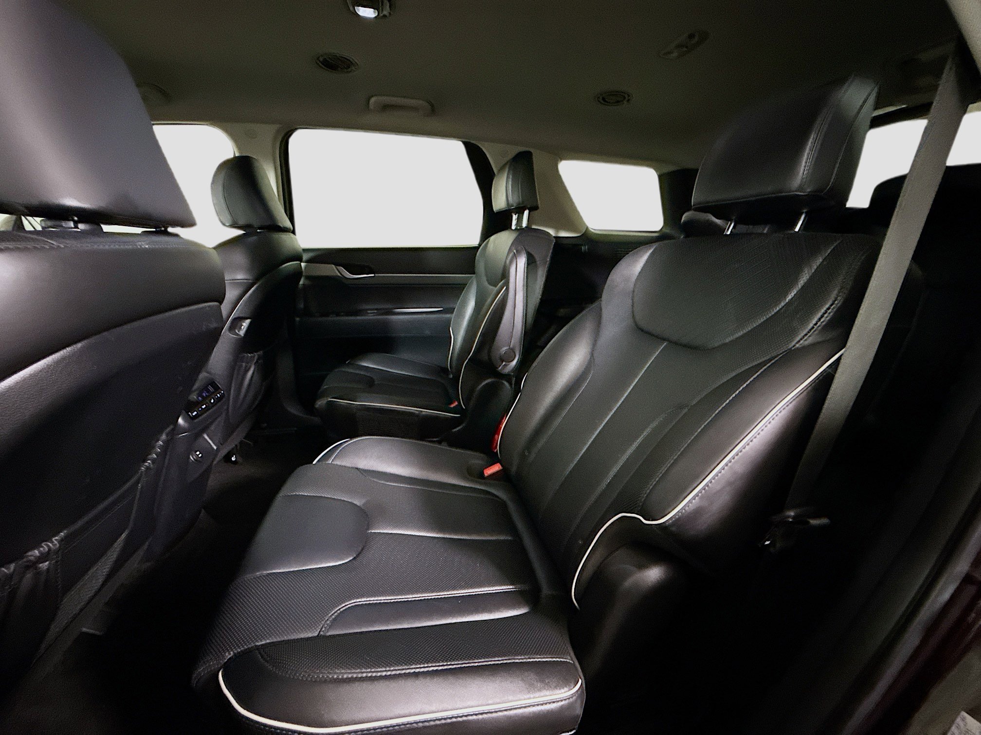 Used 2024 Hyundai Palisade SEL image 25