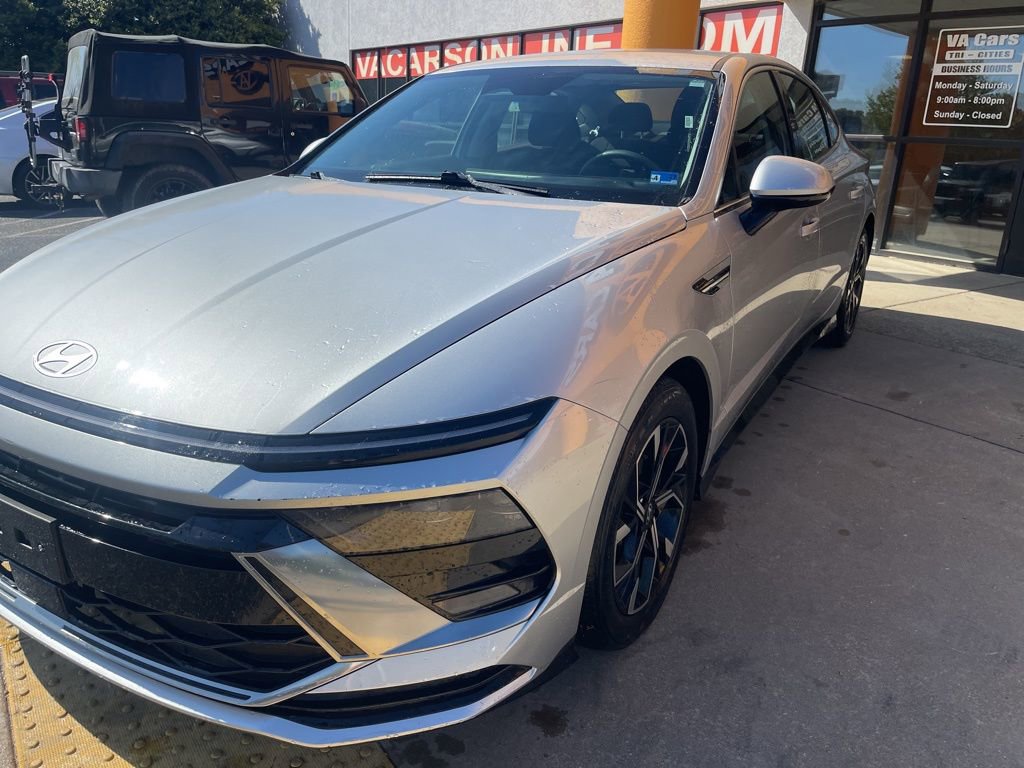 Used 2025 Hyundai Sonata SEL FWD image 8
