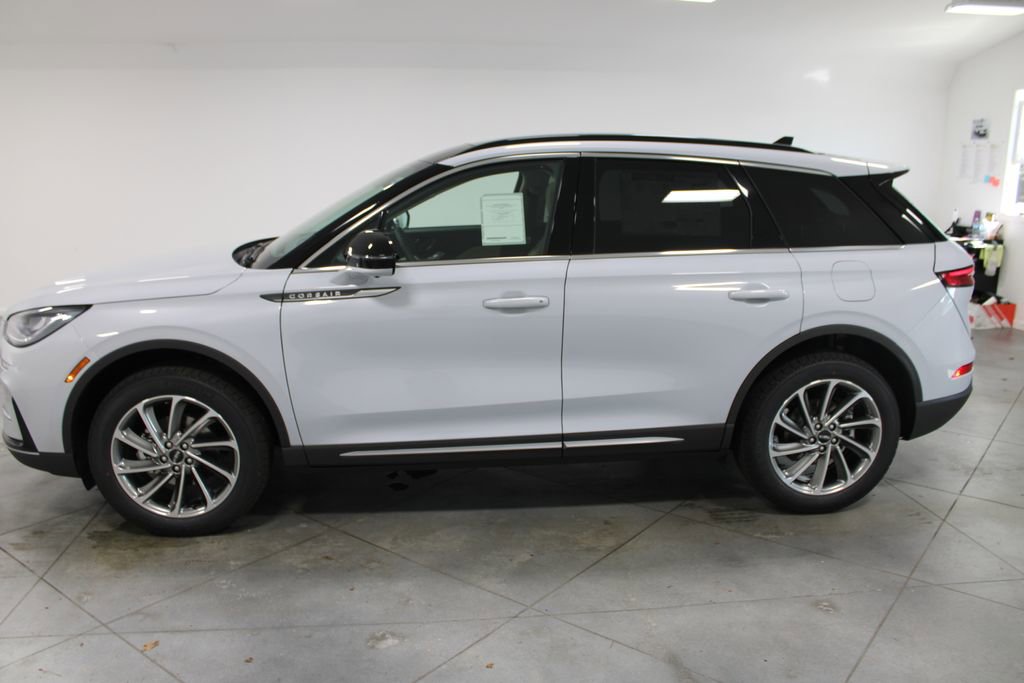 New 2026 Lincoln Corsair Premiere image 5