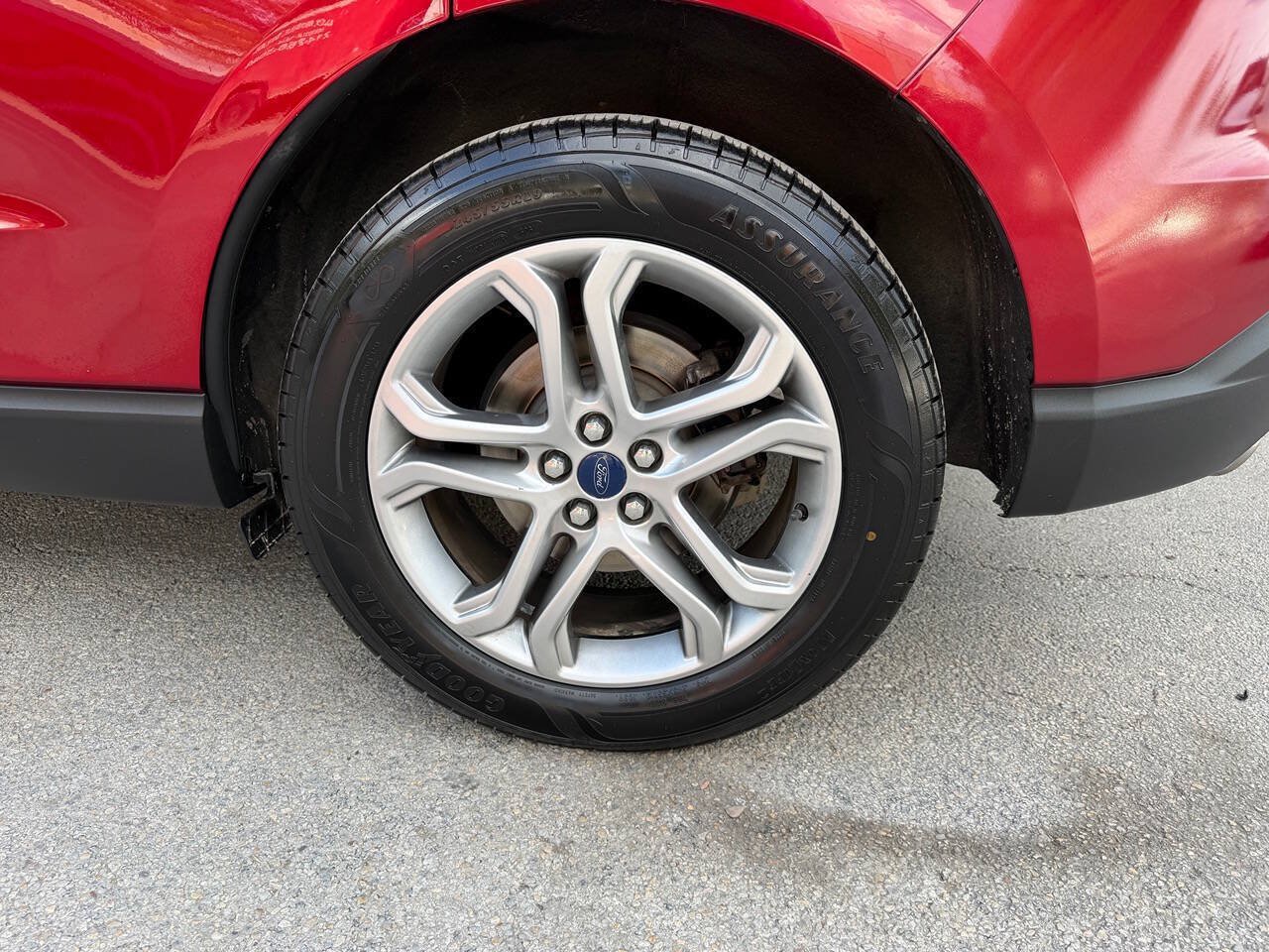 Used 2015 Ford Edge Titanium w/ Equipment Group 301A FWD image 14