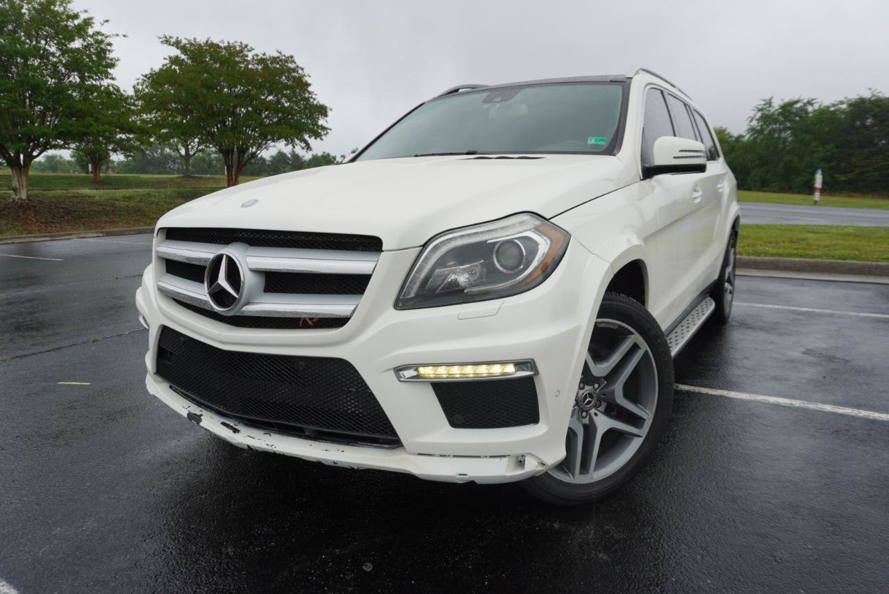 Used 2013 Mercedes-Benz GL 550 4MATIC image 6