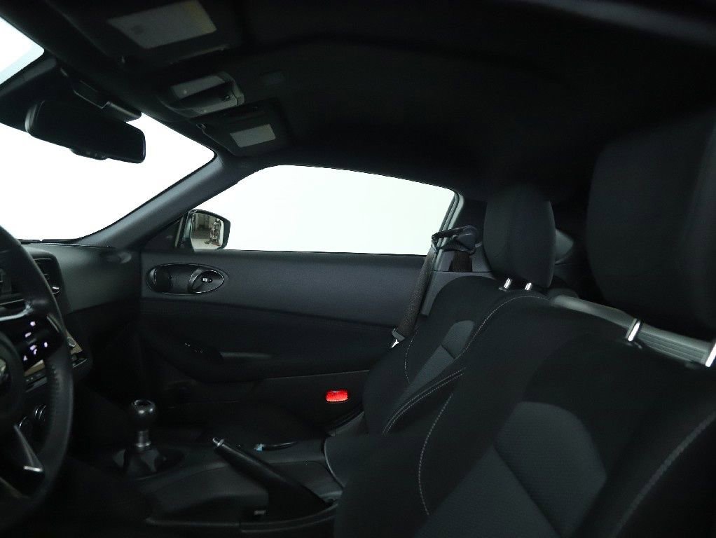 Used 2024 Nissan Z Sport w/ Floor Mat Package image 16