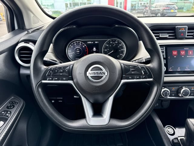 Used 2022 Nissan Versa SV FWD image 19