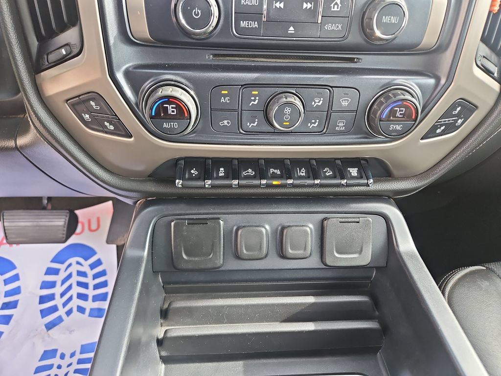 Used 2018 GMC Sierra 2500 Denali w/ Duramax Plus Package AWD/4WD image 19