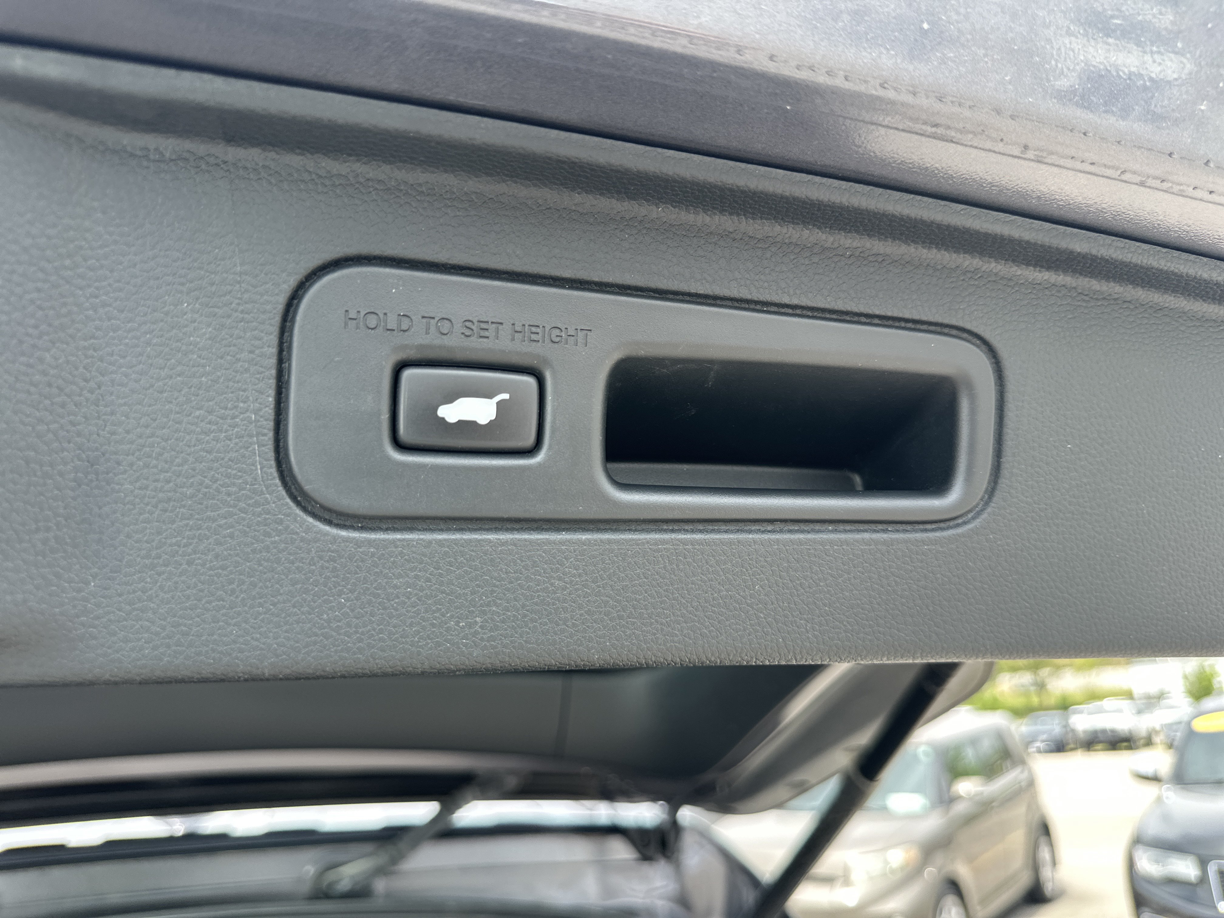 Used 2023 Honda Pilot Touring image 11